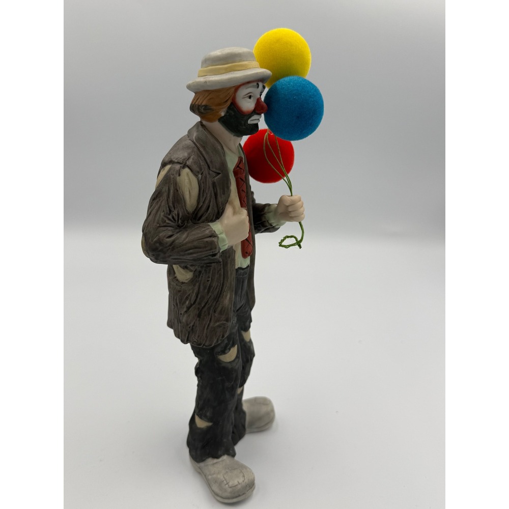 Vintage Flambro Emmett Kelly Jr Clown Figurine Multicolor Weary Willie Balloons - Picture 2 of 5